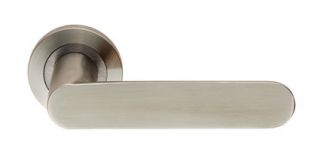SWL1168SSS - Carlisle Brass Eurospec 'Parigi' Designer Lever on Round Rose &lpar;G304&rpar; Satin Stainless Steel