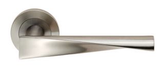 SWL1122SSS - Carlisle Brass Eurospec 'Brema' Designer Lever on Round Rose &lpar;G304&rpar; Satin Stainless Steel