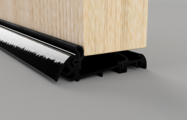 Stormguard Slimline &lpar;44mm Thick Doors&rpar; Inward Opening Threshold 914mm Black &lpar;04SR0020914BL&rpar;