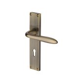 RR5000-AT Heritage Brass Sutton Reeded Backplate Lever Lock Antique Brass finish