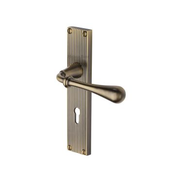 Click Here To Enlarge This Photo Of RR6000-AT Heritage Brass Roma Reeded Backplate Lever Lock Antique Brass finish