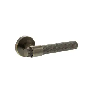 Atlantic - SPR160AB Senza Pari 'Andretta' Knurled Lever Door Handle on Minimal Round Rose - Antique Brass