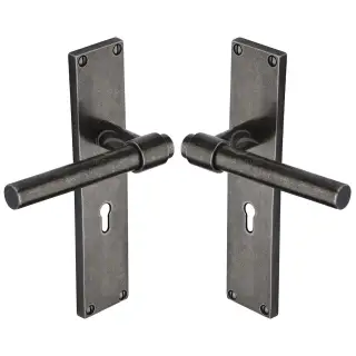 RPW23910 M&period;Marcus Rustic Pewter Door Handle Lever Latch Fountain Design