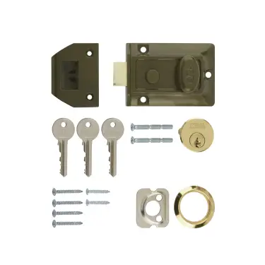 Click Here To Enlarge This Photo Of 133-81 ERA 60mm Traditional Nightlatch Door Lock - Green Body &sol; Brass Cylinder