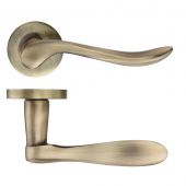 ZPZ240FB - Zoo Hardware Stanza 'Lincoln' Lever Handles on Round Screw on Rose - Florentine Bronze &lpar;Designer Range&rpar;