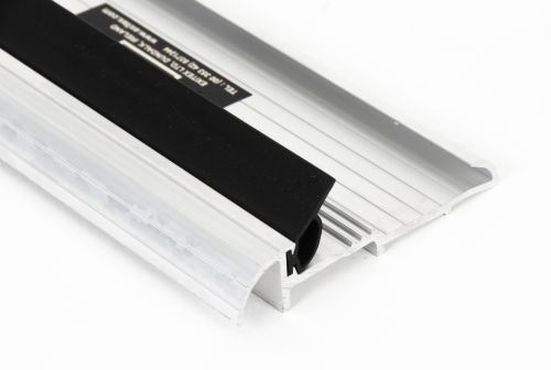 Click Here To Enlarge This Photo Of 90190 From The Anvil Aluminium 914mm OUM&sol;4 Threshold